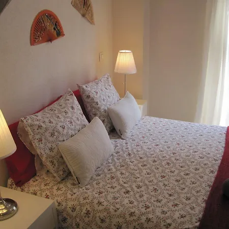 Fan Flat Mariscal Apartment *